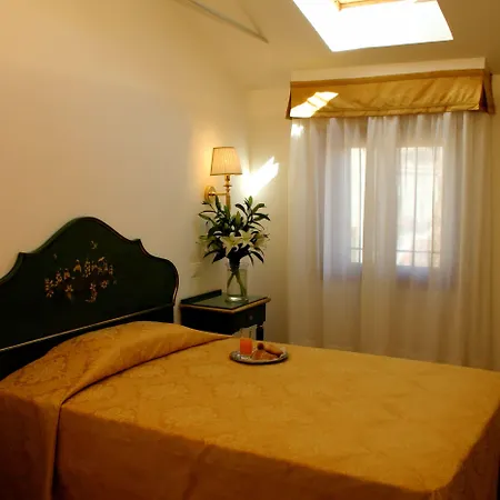 Szálloda Palazzo Cendon Piano Antico Velence