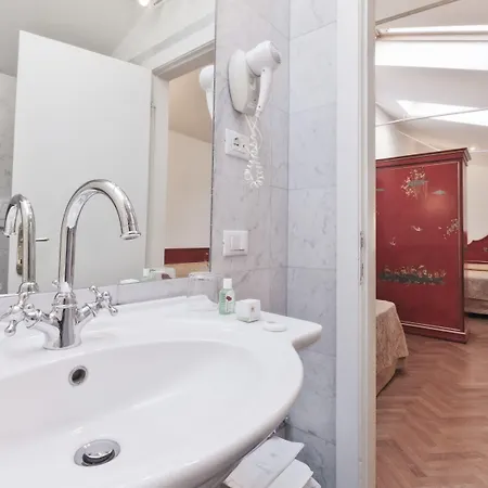 Palazzo Cendon Piano Antico 3* Velence