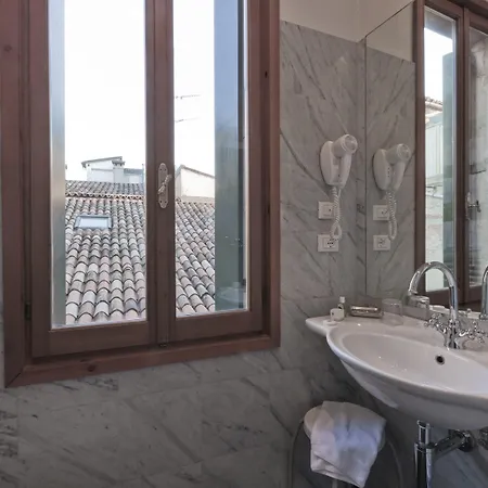 Palazzo Cendon Piano Antico 3* Velence