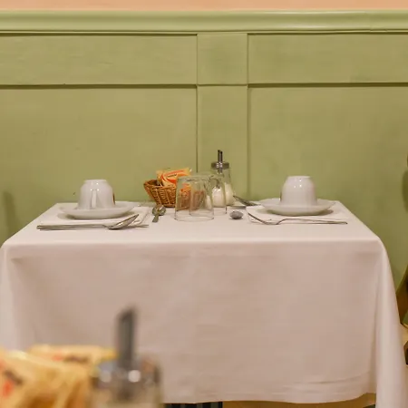 호텔 팔라쪼 센돈 피아노 안티코 3*