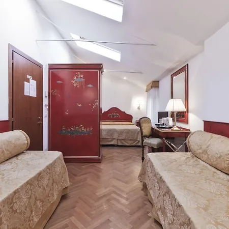 팔라쪼 센돈 피아노 안티코 호텔