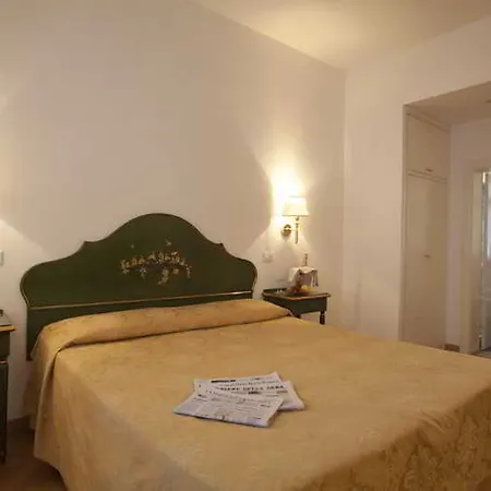 팔라쪼 센돈 피아노 안티코 3*