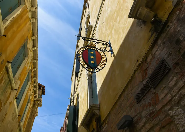 Palazzo Cendon Piano Antico 3* Venecia