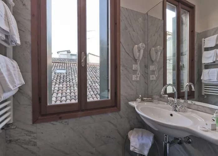 Palazzo Cendon Piano Antico 3* Venecia