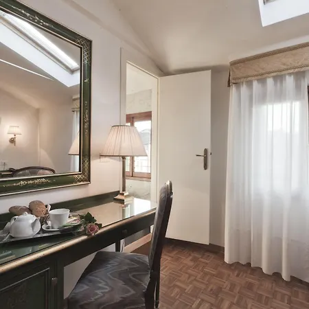 Palazzo Cendon Piano Antico Hotel Wenecja