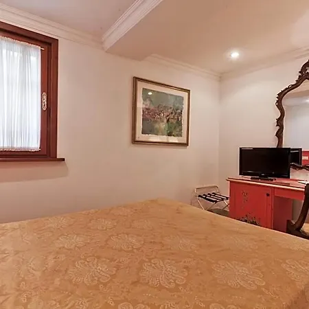 Palazzo Cendon Piano Antico Отель 3*