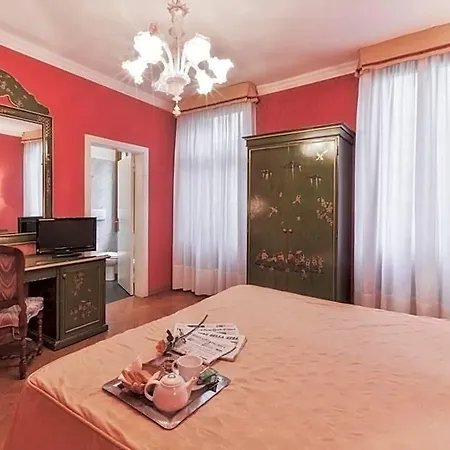 Palazzo Cendon Piano Antico 3* Венеция