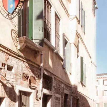 Palazzo Cendon Piano Antico 3* Venedig
