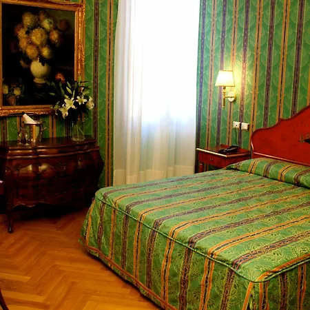 Отель Palazzo Cendon Piano Antico Венеция