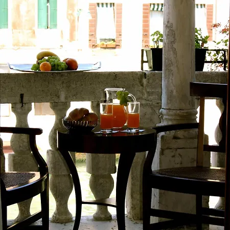 Hotell Palazzo Cendon Piano Antico 3*