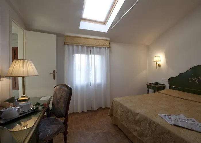 Palazzo Cendon Piano Antico 3* Veneza