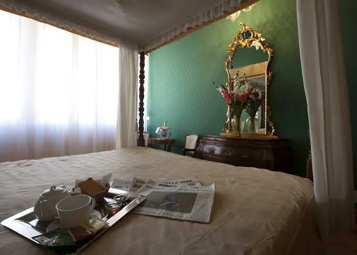 Palazzo Cendon Piano Antico Отель 3*