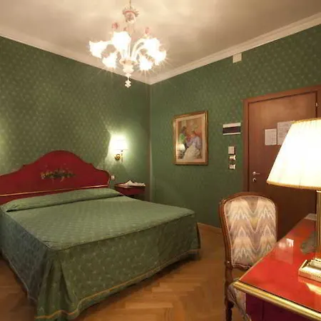 팔라쪼 센돈 피아노 안티코 호텔