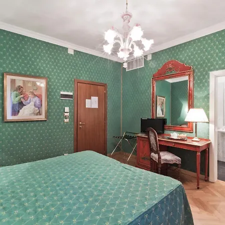 팔라쪼 센돈 피아노 안티코 베니스