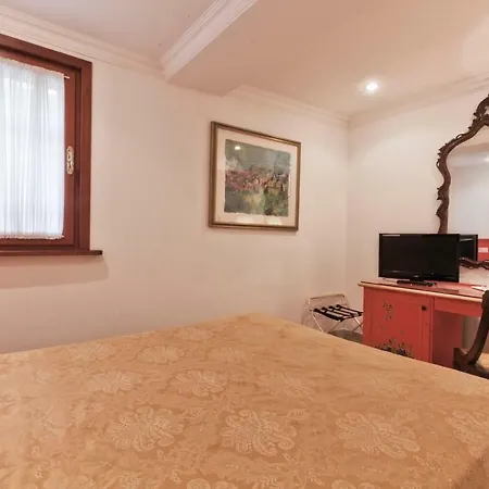 호텔 팔라쪼 센돈 피아노 안티코 3*