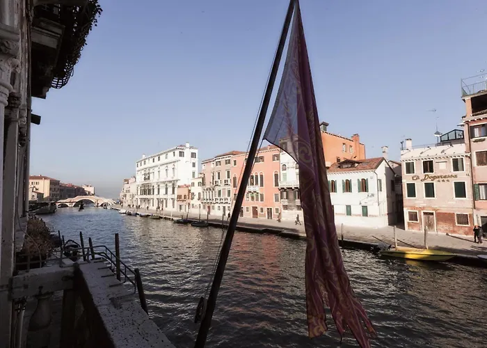 Palazzo Cendon Piano Antico 3* Venedig