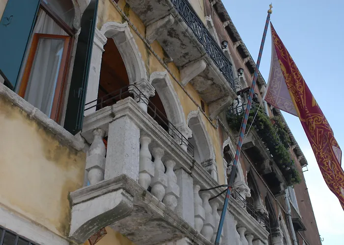Palazzo Cendon Piano Antico Hotel Venedig